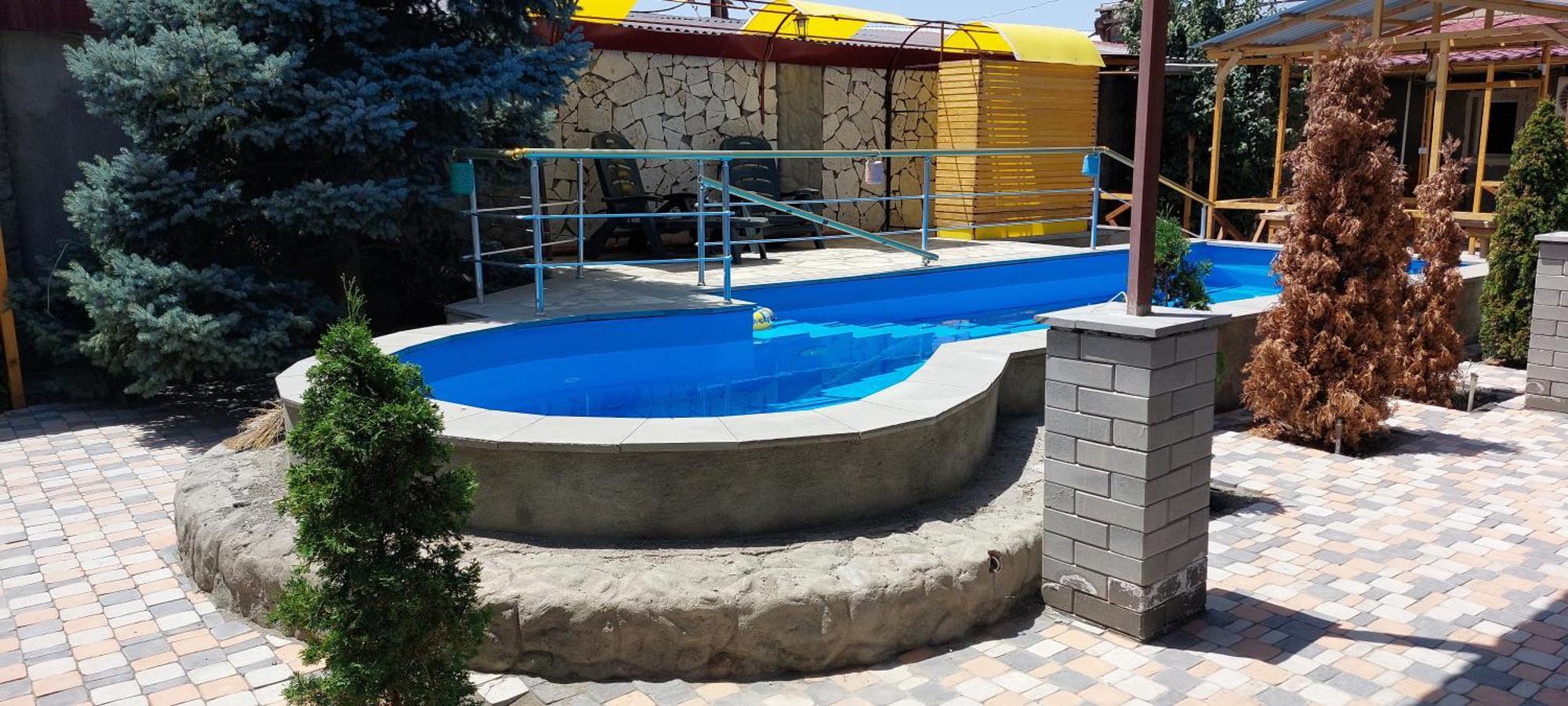 Arba Hotel Erevan Esterno foto